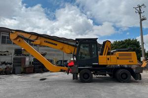 Caricatore Liebherr A924B