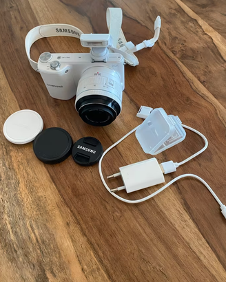 SAMSUNG NX 2000