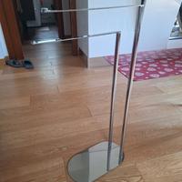 Porta asciugamani in acciaio