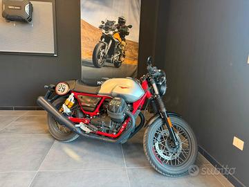 Moto Guzzi V7 III Racer