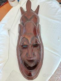 Figura in legno africana