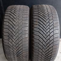 2 Gomme 4stagioni usate 235 50 18