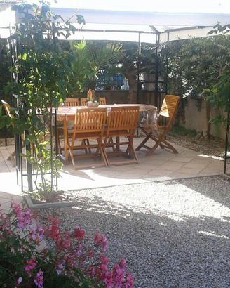 AUTUNNOvillino al mare giardino privato, centro 3c