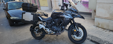 Benelli trk 502x pochissimi km