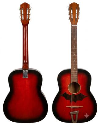Chitarra acustica vintage Sunburst con battipenna