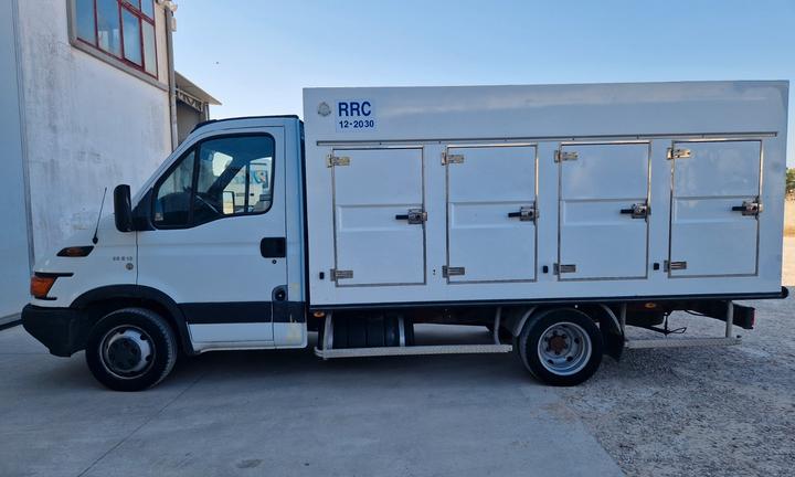 Iveco Daily 35C13 trasporto surgelati RRC 06/2030