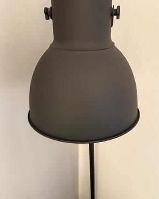 Piantana IKEA HEKTAR grigio scuro stile industrial
