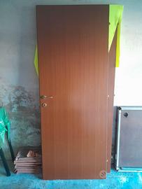 Porte in legno per interno