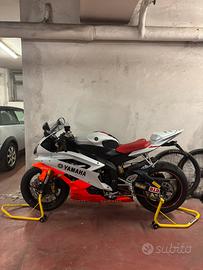 Yamaha YZF R6 anno 2006