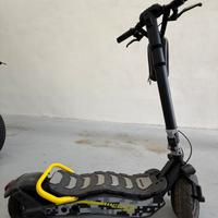 Monopattino elettrico Ducati Scrambler perfetto