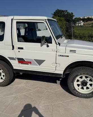 Suzuki samurai sj 413