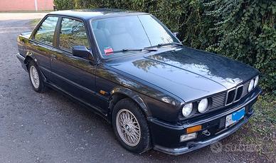 Bmw 320I E30 anno 1987 targata Roma