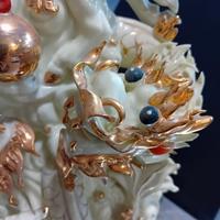 Statuetta orientale cavallo e draghi in resina