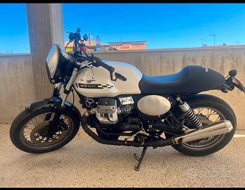 Moto guzzi v7