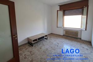 Appartamento di 110 m² con 4 locali e box auto a M