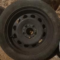 cerchi in ferro 16 BMW e borchie