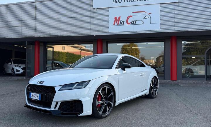 AUDI TT RS 2.5 TFSI quattro S tronic