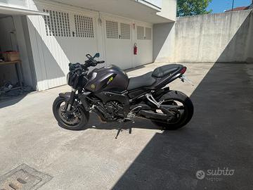 Yamaha FZ1 1000 – 2006 – 150 CV – 77.000 km
