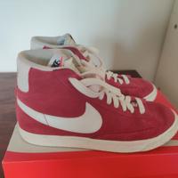Nike Blazer Mid ’77 Suede Rosse