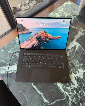 Lenovo ThinkPad Z16 Gen 1 Ryzen 9 PRO