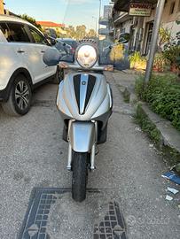 piaggio beverly 250 cc