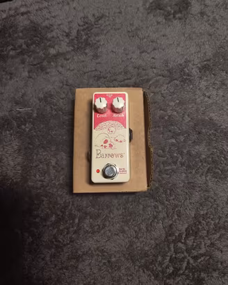 EarthQuaker Devices Barrows Fuzz Attacker
