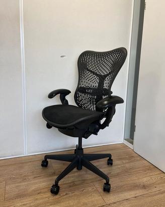 Herman Miller Mirra Black
