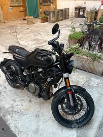 Husqvarna Svartpilen 401 (2022) - 17.500km