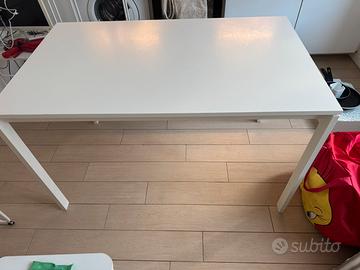 Tavolo Ikea