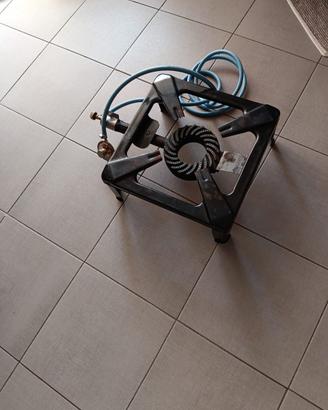 Bruciatore più tappatrice per bottiglie