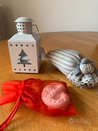 Lanterna in metallo con candela + 3 profuma bianch