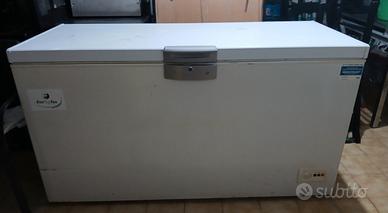 Attrezzatura per cucina ristorante