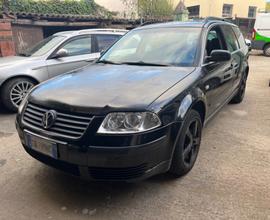 Volkswagen Passat 1.9 TDI/130 CV cat Var. T.line