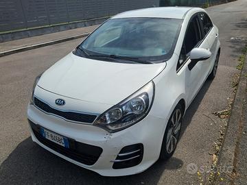 kia  rio active  3^ serie 2016 gpl