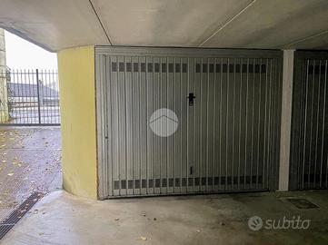 BOX A LONATO DEL GARDA