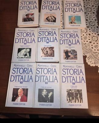 LIBRI STORIA D' ITALIA 50 VOLUMI. PREZZO TRATTABIL