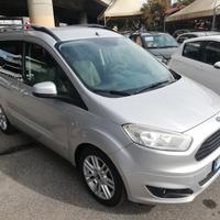 Ford Tourneo Courier 1.0 EcoBoost 100 CV Titanium