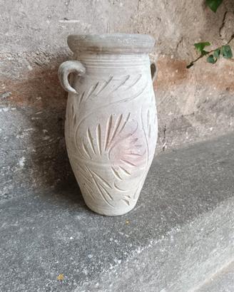 Vaso decorativo antico in ceramica