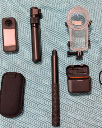 insta360 x3 + accessori