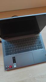 Lenovo IdeaPad Flex 5 14" AMD Ryzen5 16GB 512GB