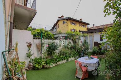 RUSTICO A SABBIO CHIESE