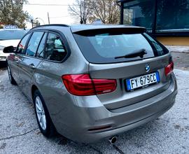 BMW Serie 318 Touring .Aut. "DA VETRINA" fine 2019