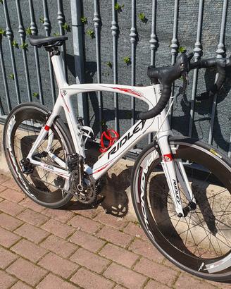 bici da corsa in carbonio Ridley Noah