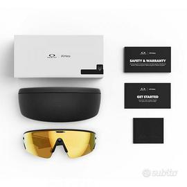 OAKLEY META VAMGUARD NERI /LENTI GIALLE COME NUOVI