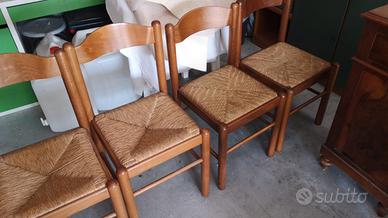 4 serie in paglia e 1 comodino