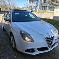 Alfa Romeo Giulietta 1.6 JTDm-2 105 CV Distinctive