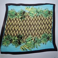 Foulard Versace  collezione H&M: seta, nuovo