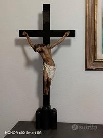 Cristo ottocentesco in carta pesta 