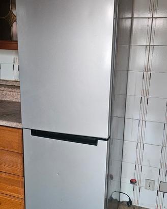 frigorifero Indesit LI8 SN1E X