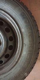 Set 4 gomme invernali Nokian 175/70 R13 82 T